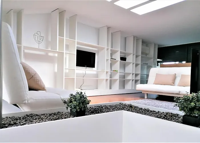 24 Loft Design Avenue